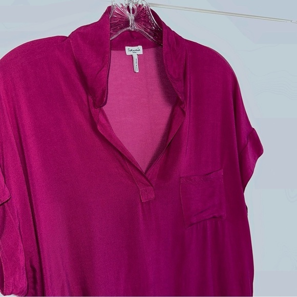 Splendid Fuchsia Blouse Hi-low Short Sleeve Sz  Small Silky - Picture 7 of 8